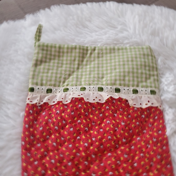 Handmade Quilted Stocking Vintage Floral Lace Red Green - Picture 3 of 6